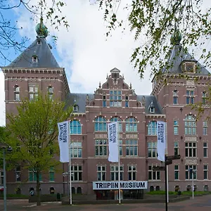amsterdam-tropen-hotel.amsterdamhotelsnl.com/
