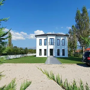 Otel Nerium Garden Tirana Airport