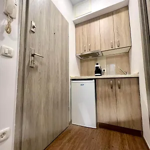 Sisters3 Apartment