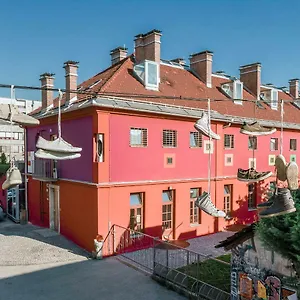 Hostel Celica, Lublana