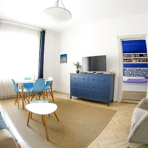 Taya Apartment